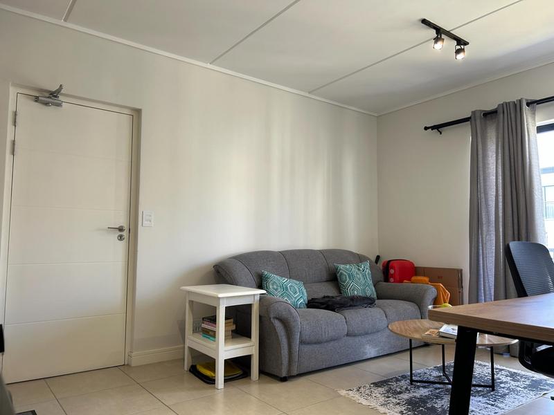 To Let 1 Bedroom Property for Rent in Sandown Western Cape